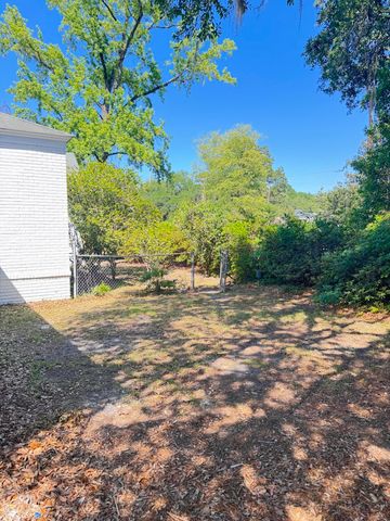 800 Hampton Street, Walterboro, SC 29488