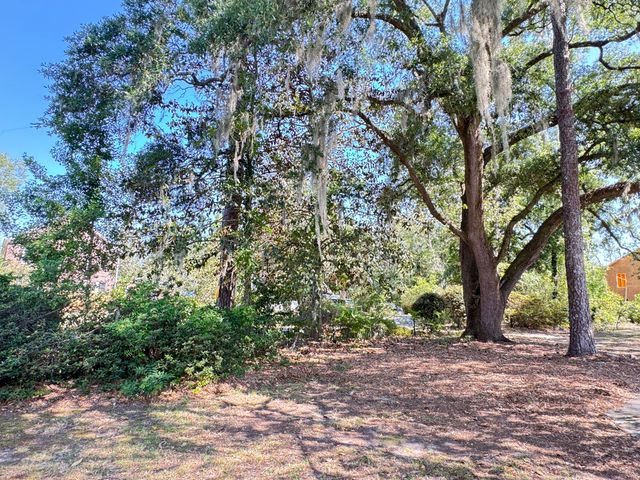 800 Hampton Street, Walterboro, SC 29488