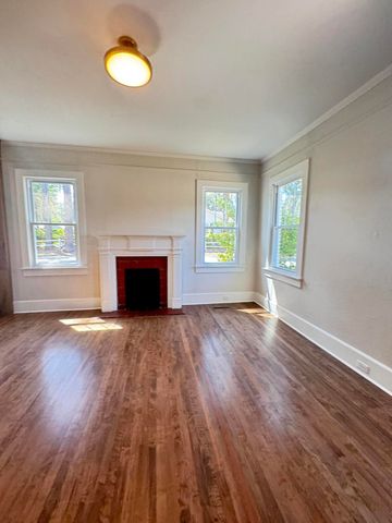 800 Hampton Street, Walterboro, SC 29488