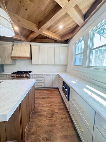 800 Hampton Street, Walterboro, SC 29488