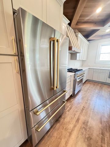 800 Hampton Street, Walterboro, SC 29488