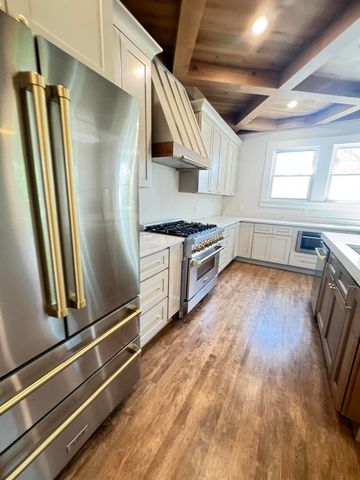 800 Hampton Street, Walterboro, SC 29488