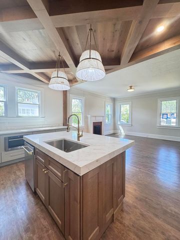 800 Hampton Street, Walterboro, SC 29488
