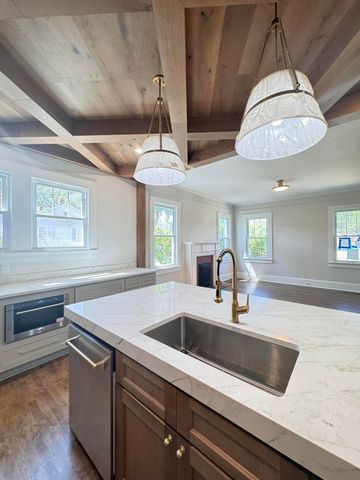 800 Hampton Street, Walterboro, SC 29488