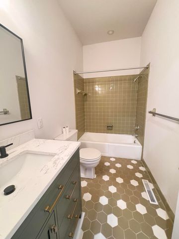800 Hampton Street, Walterboro, SC 29488