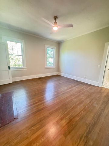 800 Hampton Street, Walterboro, SC 29488