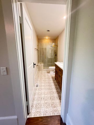 800 Hampton Street, Walterboro, SC 29488
