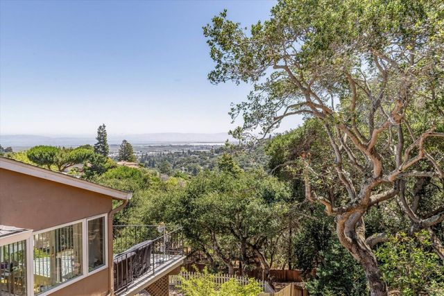 117 Club Drive, San Carlos, CA 94070