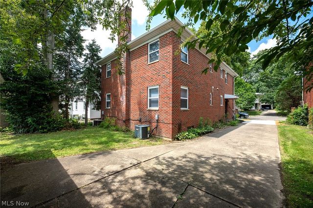 1770 Tanglewood Drive, Akron, OH 44313