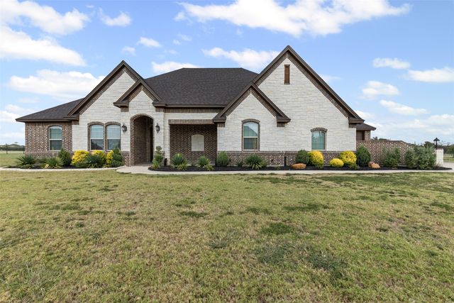 429 Hartley Way, Azle, TX 76020