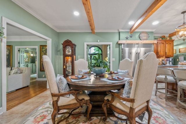 566 Pond Apple Rd, Clarksville, TN 37043