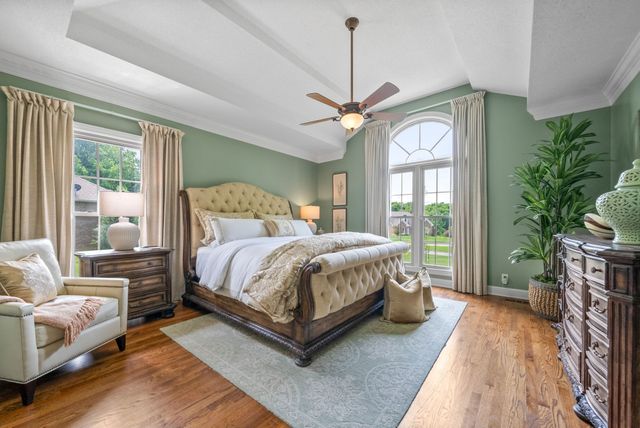 566 Pond Apple Rd, Clarksville, TN 37043