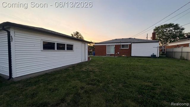 3254 Potomac Avenue, Warren, MI 48091