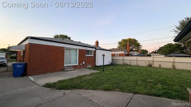 3254 Potomac Avenue, Warren, MI 48091