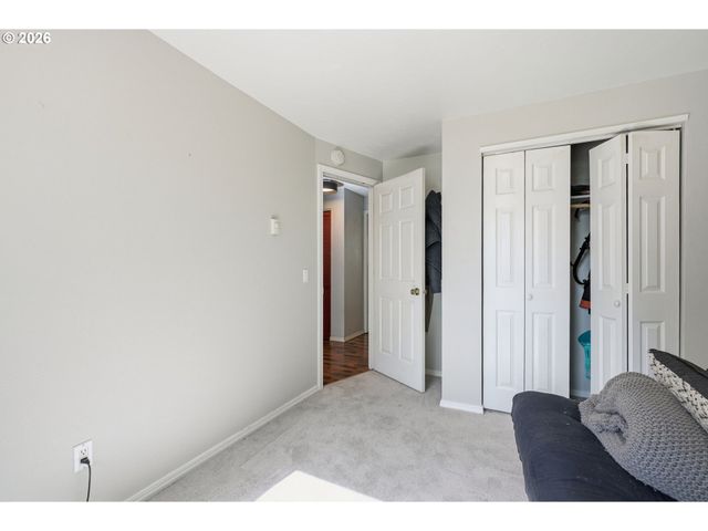 823 Se POLARIS Ct, Bend, OR 97702