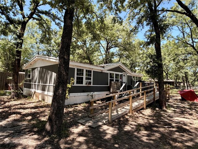 115 Fernwood Drive, Mabank, TX 75156
