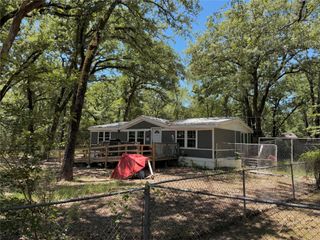 115 Fernwood Drive, Mabank, TX 75156