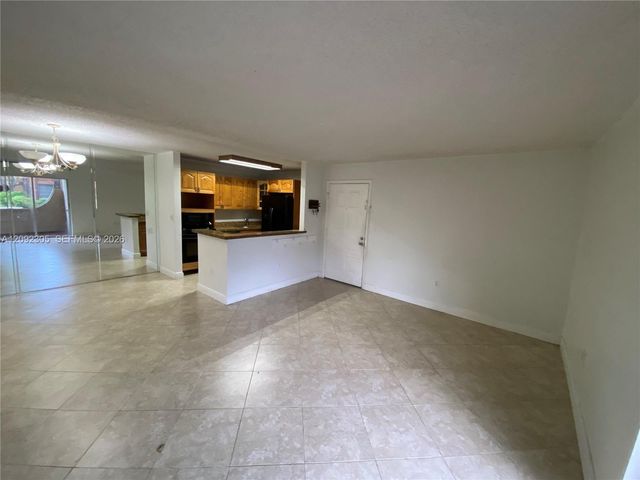 4830 NW 102nd Avenue 101-6, Doral, FL 33178