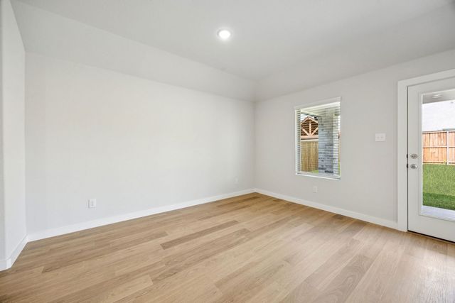 305 Lockhart Street, Greenville, TX 75402