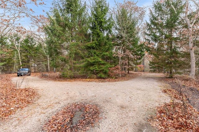 135 Ross Hill Road, Charlestown, RI 02813