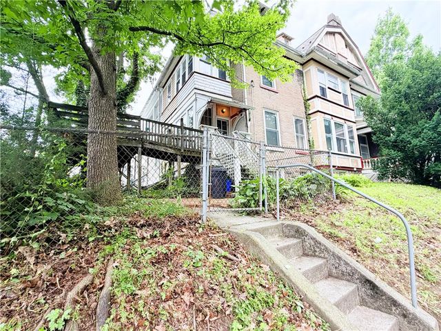 526 Seneca Street, Bethlehem City, PA 18015