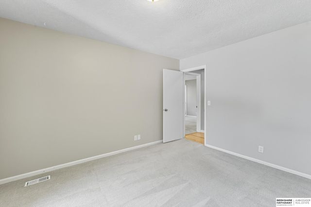 12924 Izard Street, Omaha, NE 68154