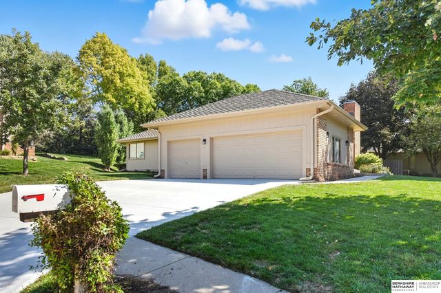 12924 Izard Street, Omaha, NE 68154