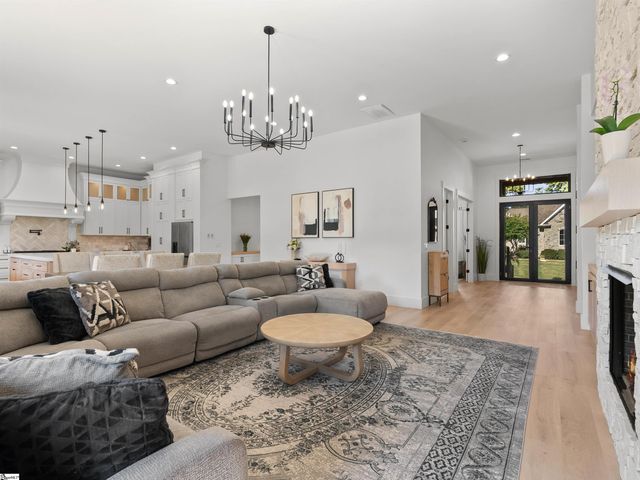 610 Crowe Creek Trail, Inman, SC 29349