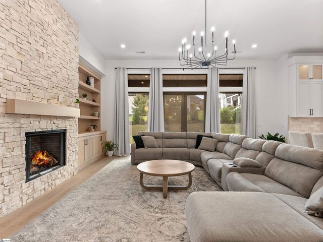 610 Crowe Creek Trail, Inman, SC 29349