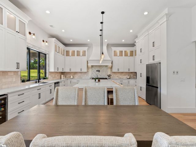 610 Crowe Creek Trail, Inman, SC 29349