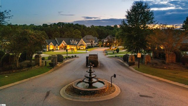 610 Crowe Creek Trail, Inman, SC 29349