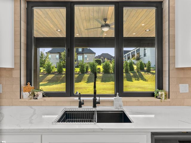 610 Crowe Creek Trail, Inman, SC 29349