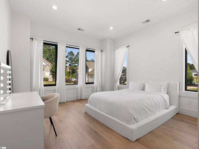 610 Crowe Creek Trail, Inman, SC 29349