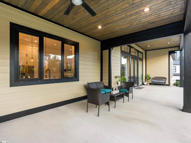 610 Crowe Creek Trail, Inman, SC 29349