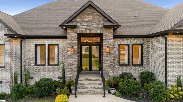 610 Crowe Creek Trail, Inman, SC 29349