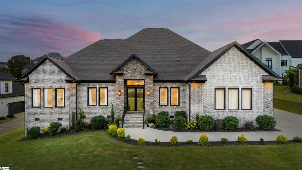 610 Crowe Creek Trail, Inman, SC 29349