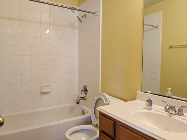 3018 Rancher Hollow Court, Manvel, TX 77578