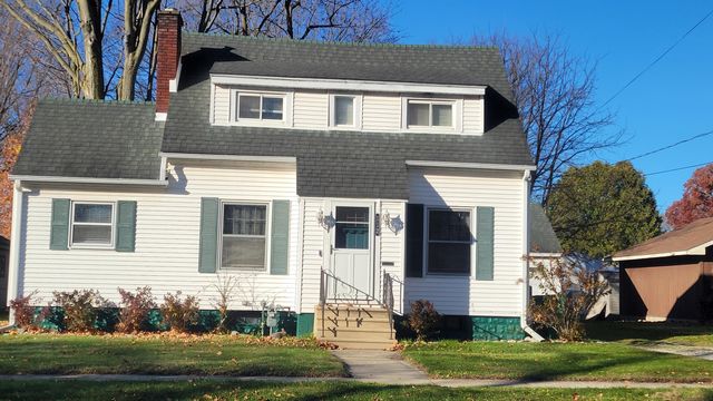 112 N Lincoln Avenue, Three Rivers City, MI 49093