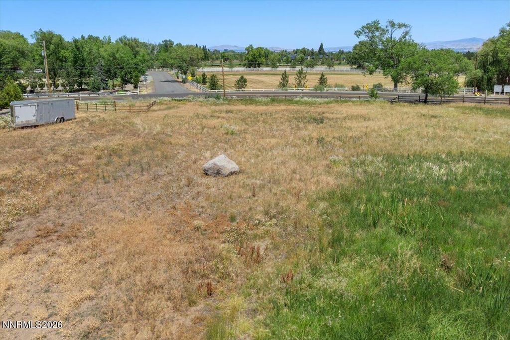 Image 17 of property listing at 2800 Holcomb Ranch Lane, Reno, NV 89511
