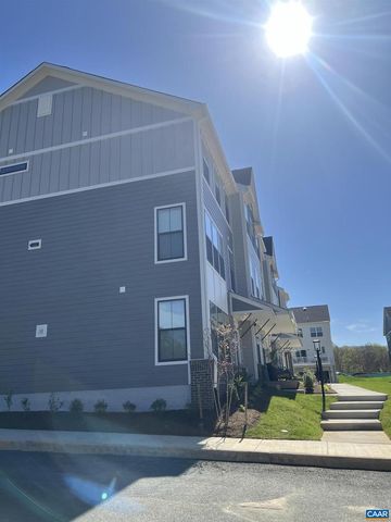 2415 RENEWAL RD, Charlottesville, VA 22902