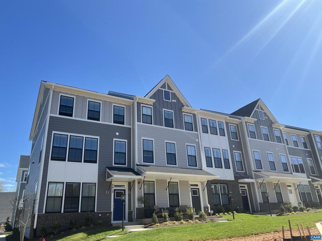 2415 RENEWAL RD, Charlottesville, VA 22902