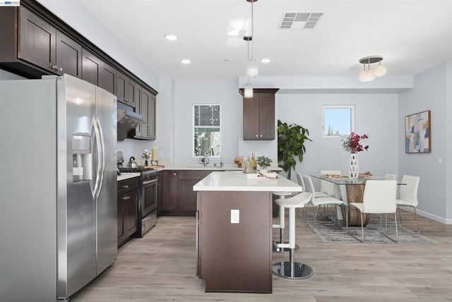 34936 Machado Cmn, Fremont, CA 94555