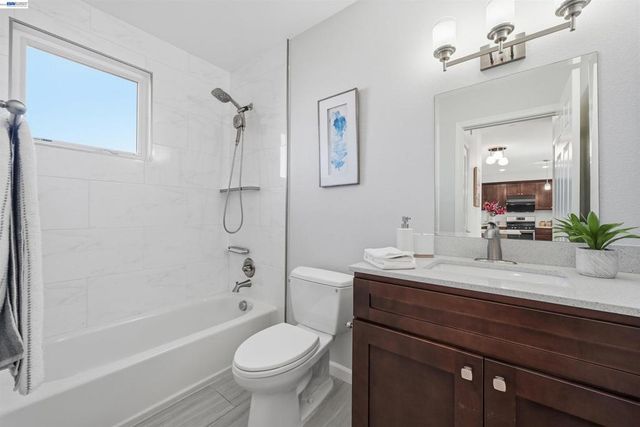 34936 Machado Cmn, Fremont, CA 94555