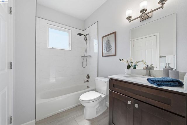 34936 Machado Cmn, Fremont, CA 94555