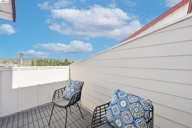 34936 Machado Cmn, Fremont, CA 94555