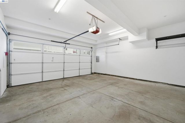 34936 Machado Cmn, Fremont, CA 94555