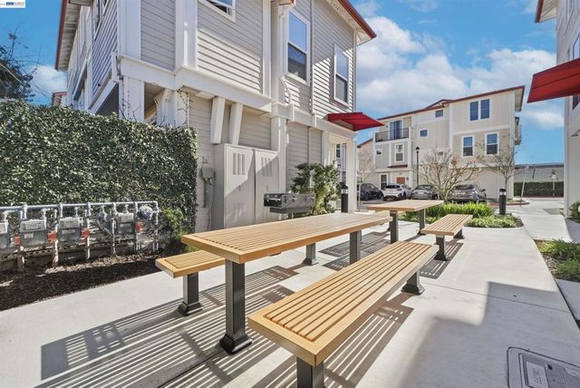 34936 Machado Cmn, Fremont, CA 94555