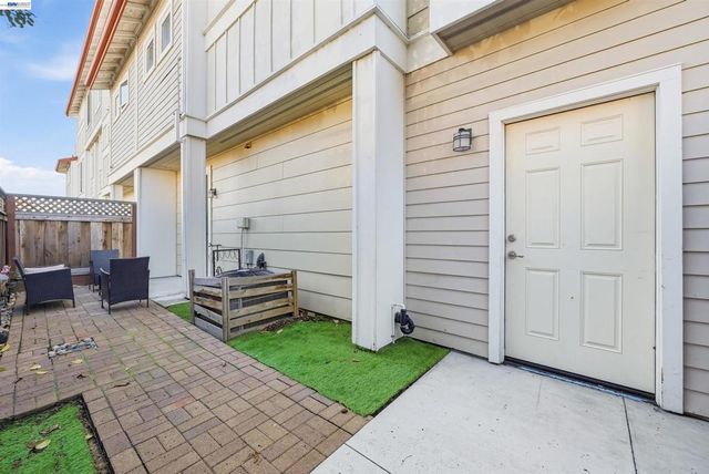 34936 Machado Cmn, Fremont, CA 94555