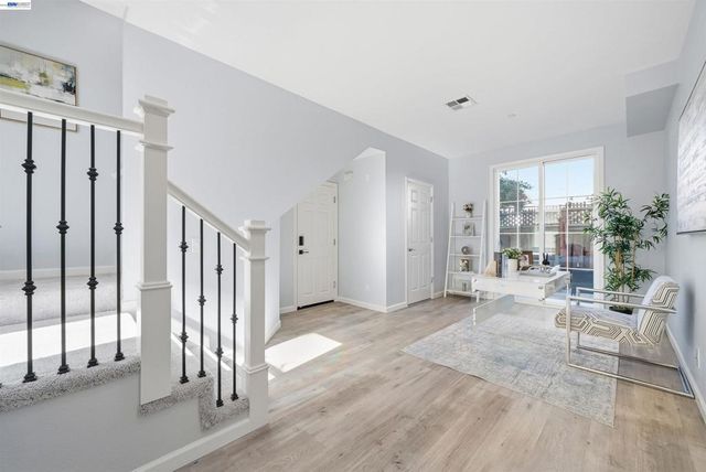 34936 Machado Cmn, Fremont, CA 94555