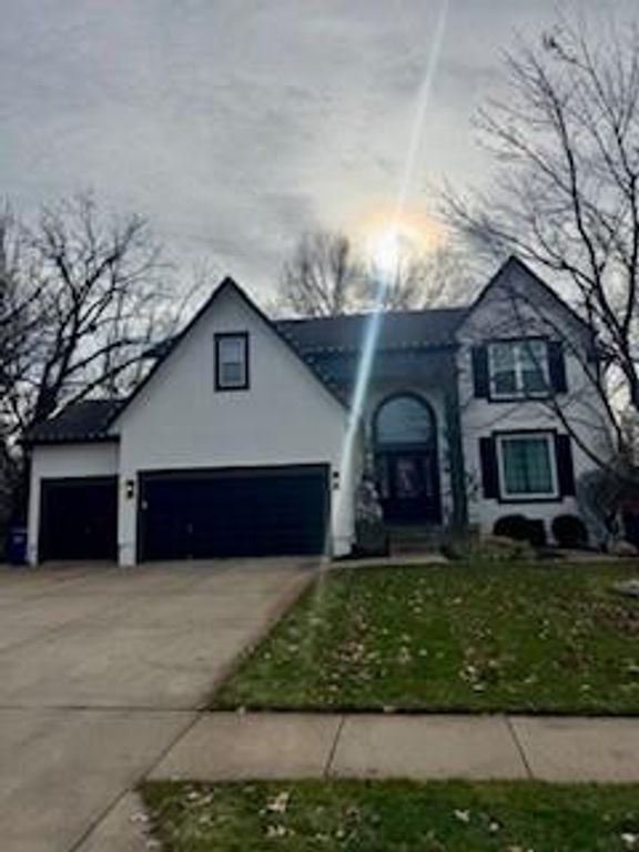 5941 W 153rd Street, Overland Park, KS 66223